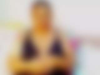 Live cam show with CocoFlames75 - Ebony Anal on CamClone