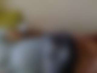 Live cam show with CocoFlames75 - Bedroom Mature on Soda Cam