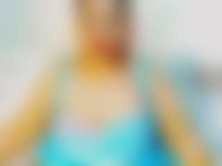 CocoFlames75 MILF webcam performer live streaming