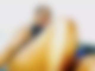 Live cam show with CocoFlames75 - Middle Aged on Pornisteam.com
