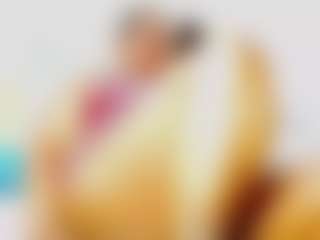 Live cam show with CocoFlames75 - Gagging on Camsoda