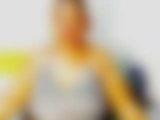 Show de cam en vivo con CocoFlames75 - Voyeur BBW en Camsoda