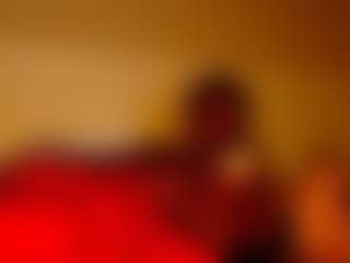 LusciousLipsT's Live Sex Cam Show