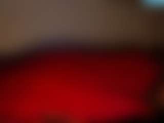 LusciousLipsT's Live Sex Cam Show