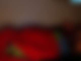 Live cam show with LusciousLipsT - Living Room on sexytreat.net
