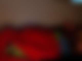 Live cam show with LusciousLipsT - Living Room on boobsie.com