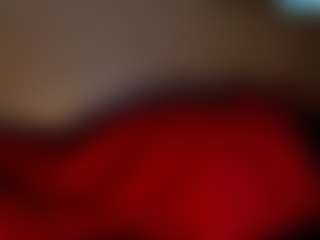 Live cam show with LusciousLipsT - Amateur on Camsoda