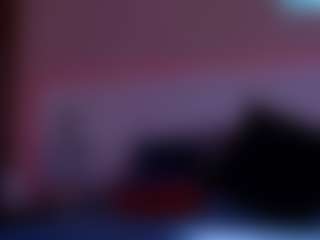 LusciousLipsT's Live Sex Cam Show