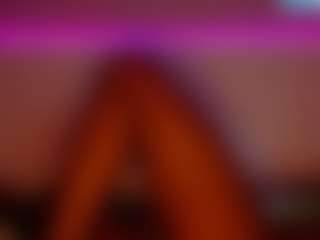 LusciousLipsT's Live Sex Cam Show