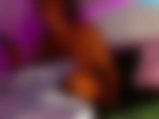 LusciousLipsT's Live Sex Cam Show
