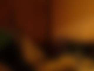 LusciousLipsT's Live Sex Cam Show