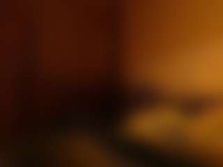 LusciousLipsT's Live Sex Cam Show