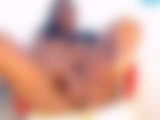 Live cam show with LusciousLipsT - Shaved Pussy on crypto-cams