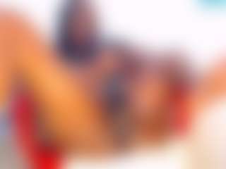 LusciousLipsT's Live Sex Cam Show