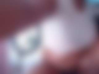 Live cam show with LusciousLipsT - Solo on SpankPalCams