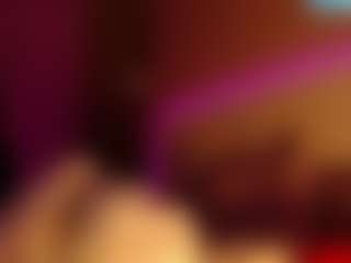 Live cam show with LusciousLipsT - Living Room on Uber Horny
