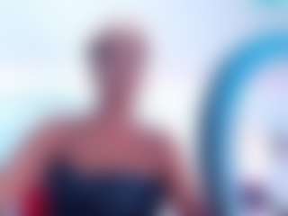 LusciousLipsT's Live Sex Cam Show