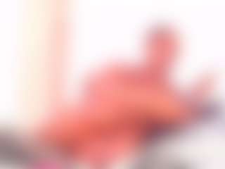 Live cam show with LusciousLipsT - Ebony Big Tits on milfzrlive.com