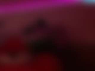 LusciousLipsT's Live Sex Cam Show