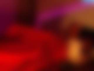 LusciousLipsT's Live Sex Cam Show