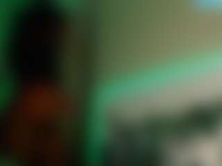 LusciousLipsT's Live Sex Cam Show