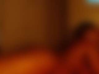 LusciousLipsT's Live Sex Cam Show