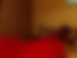 LusciousLipsT's Live Sex Cam Show