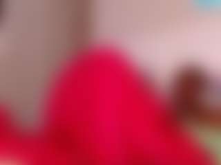 Live cam show with LusciousLipsT - Bedroom Ebony on livesuperchat.net