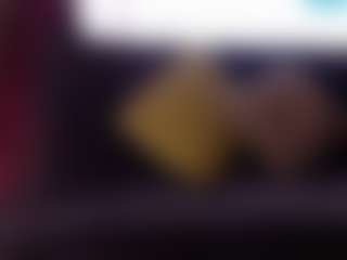 LusciousLipsT's Live Sex Cam Show