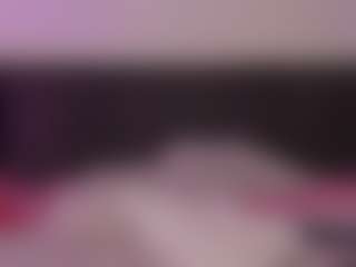 Live cam show with glektragray - Strip Curvy on pussylord.com