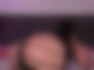 Live cam show with glektragray - Strip Curvy on Camsoda