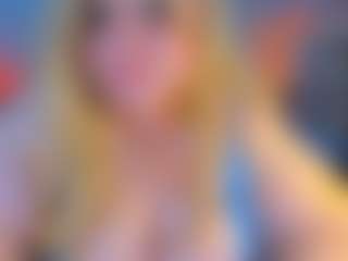 Live cam show with AdabelaUrHotDream - Squirt on crypto-cams