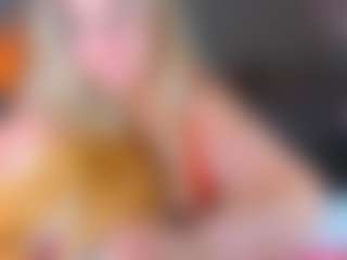 AdabelaUrHotDream's Live Sex Cam Show