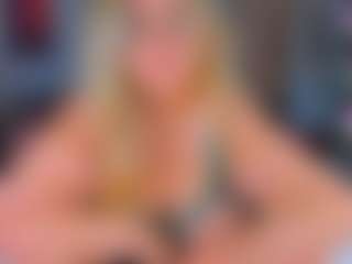 AdabelaUrHotDream's Live Sex Cam Show