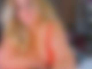 AdabelaUrHotDream's Live Sex Cam Show