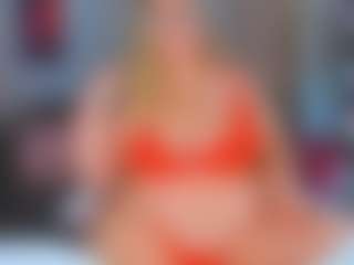 AdabelaUrHotDream's Live Sex Cam Show