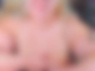 Live cam show with AdabelaUrHotDream - BBW on UwU Esports