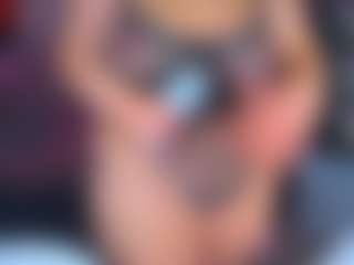 Live cam show with AdabelaUrHotDream - Red Hair Young Adult on xxxlivecams.org