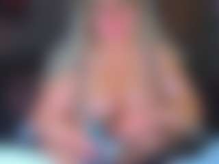 Live cam show with AdabelaUrHotDream - Blue Eyes on Camsoda