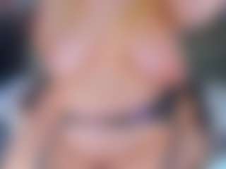 AdabelaUrHotDream's Live Sex Cam Show