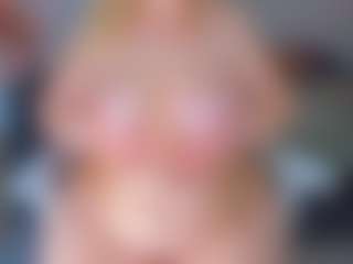 Live cam show with AdabelaUrHotDream - Red Hair on Camsoda