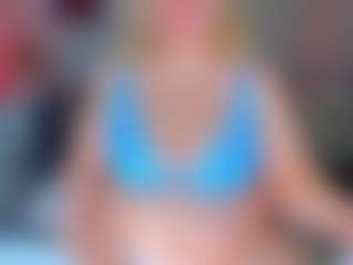 AdabelaUrHotDream's Live Sex Cam Show