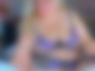 AdabelaUrHotDream's Live Sex Cam Show