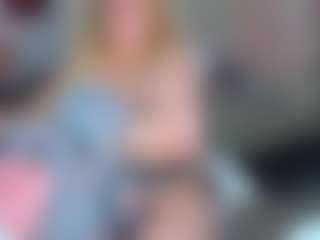 Live cam show with AdabelaUrHotDream - Lush Teen (18+) on AdultVida.com