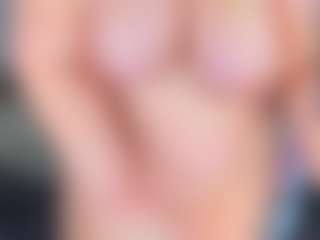 AdabelaUrHotDream's Live Sex Cam Show