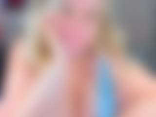AdabelaUrHotDream's Live Sex Cam Show