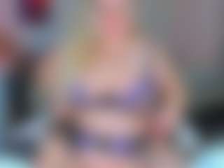 AdabelaUrHotDream's Live Sex Cam Show
