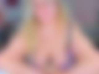 AdabelaUrHotDream's Live Sex Cam Show