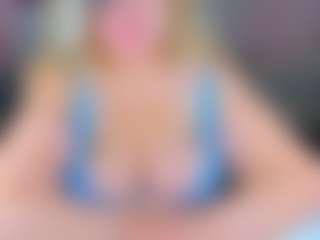 Live cam show with AdabelaUrHotDream - Red Hair on Camsoda