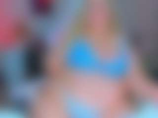 Live cam show with AdabelaUrHotDream - Striptease on CamClone